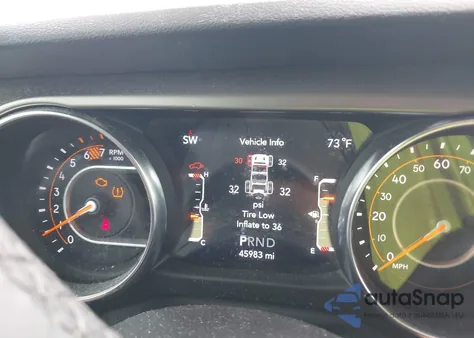 2019 Jeep Wrangler Sport S 4X4 from USA, damaged, VIN 1C4HJXAN4KW682027